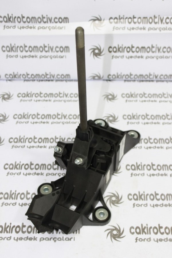 FORD FİESTA VİTES YUVASI 2009- 8A6R-7C453-MBB