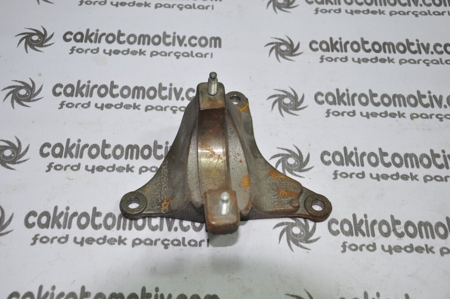 FORD FOCUS ÖN AKS TUTUCU BRAKETİ 3M51-3K305-DD